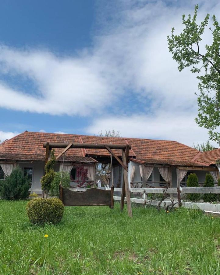 Villa Lukash Yanoshi Екстериор снимка